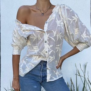 Jens pirate booty button down blouse